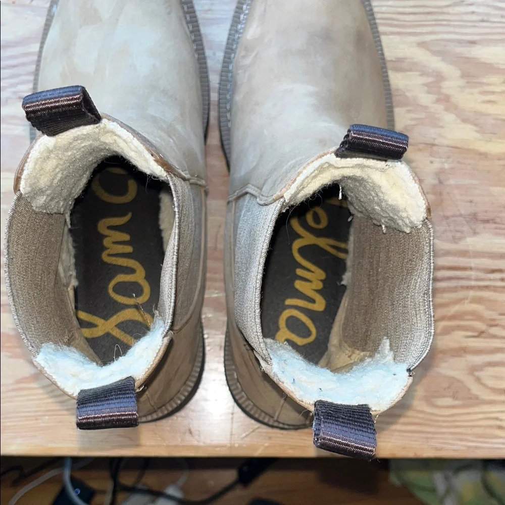 Sam Edelman Tan Chelsea Boots Chunky Black‎ Sole Detail 9